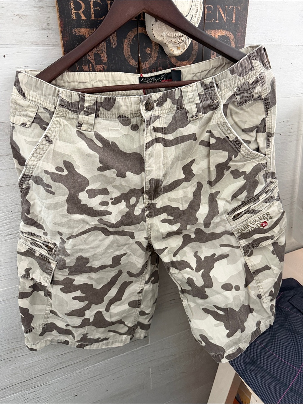 Quiksilver Men's 100% Cotton Desert Camo Cargo Shorts - Beige & Brown